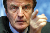 French Foreign Minister Bernard Kouchner making a point