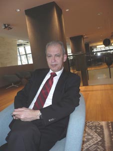 General Manager Maurice Gelders