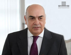 Vakhtang Kolbaia says that the spray carries risks for health.